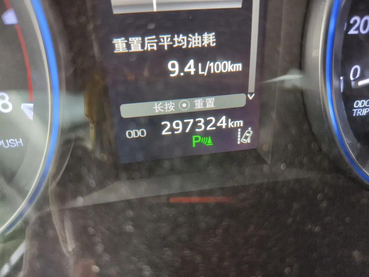 Toyota Highlander 2018 2.0T Four-Wheel Drive Luxury Edition 7 Seats China V Emission Standard — миниатюра 12