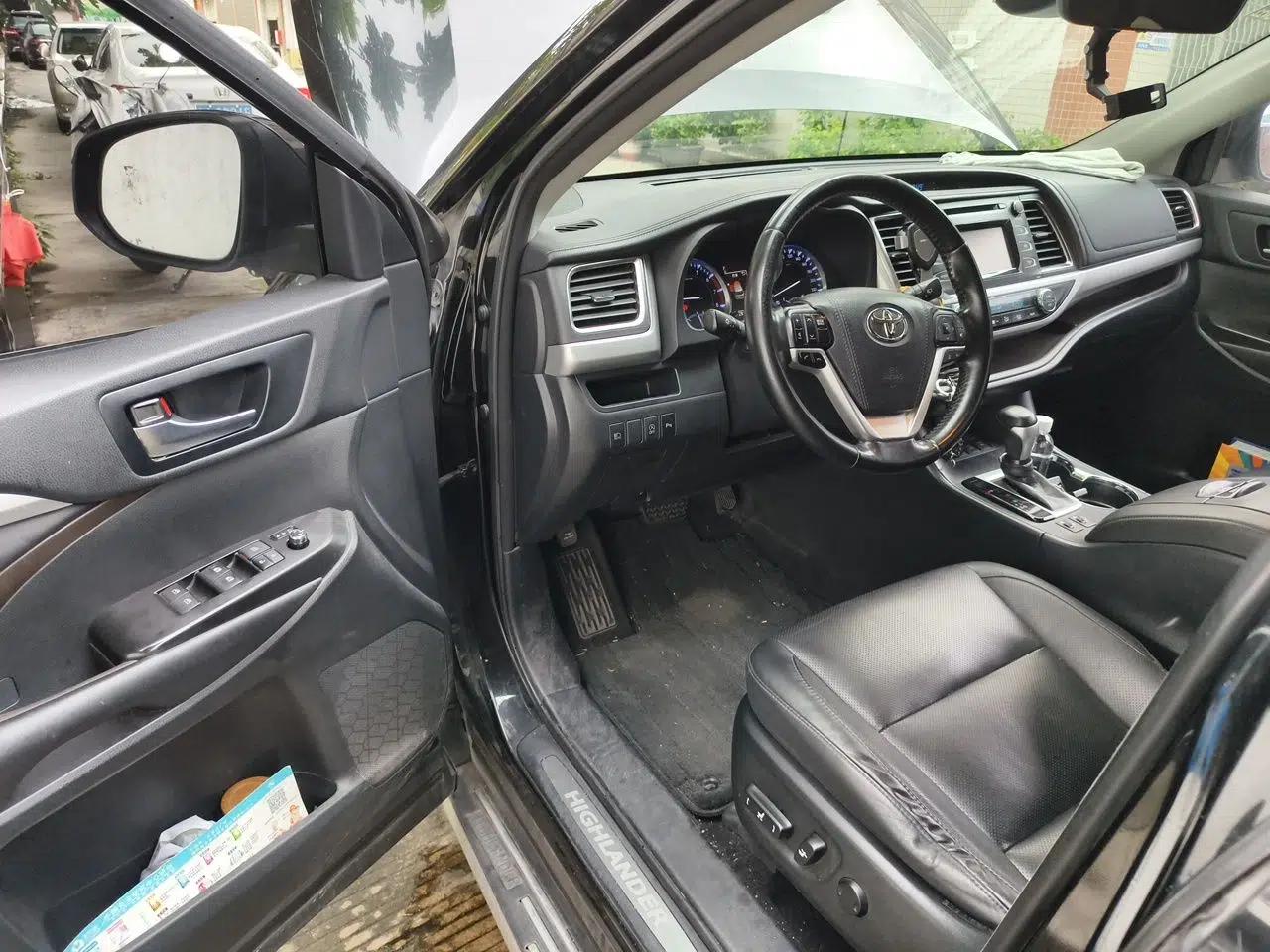 Toyota Highlander 2018 2.0T Four-Wheel Drive Luxury Edition 7 Seats China V Emission Standard — миниатюра 16