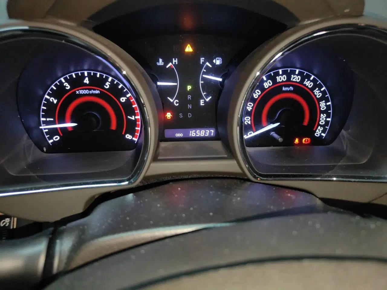 Toyota Highlander 2012 2.7L Two-Wheel Drive 7-Seater Luxury Edition — миниатюра 12