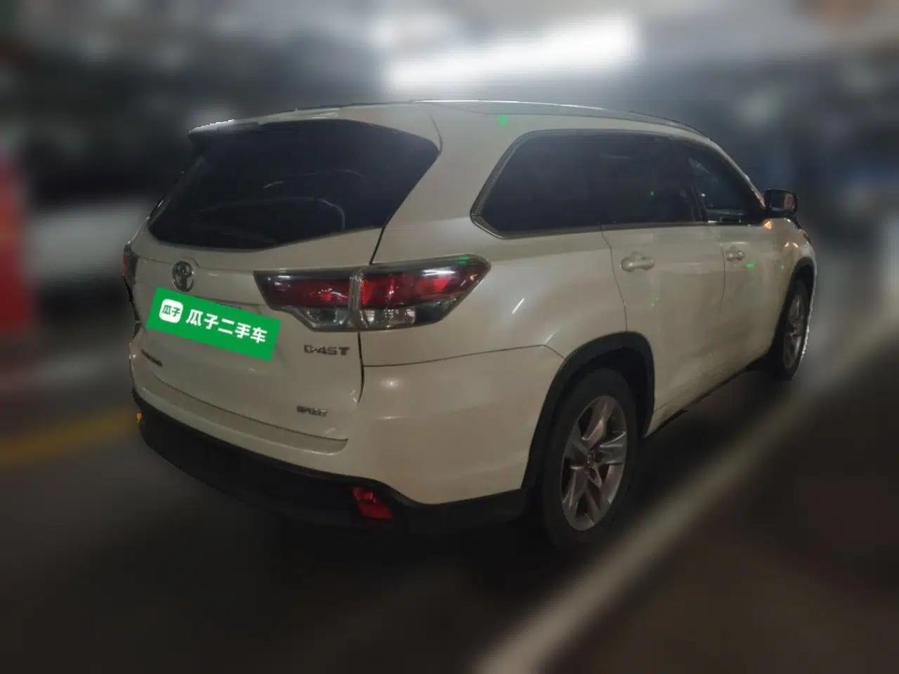 Toyota Highlander 2015 2.0T Two-Wheel Drive Luxury Edition 7 Seats — миниатюра 6