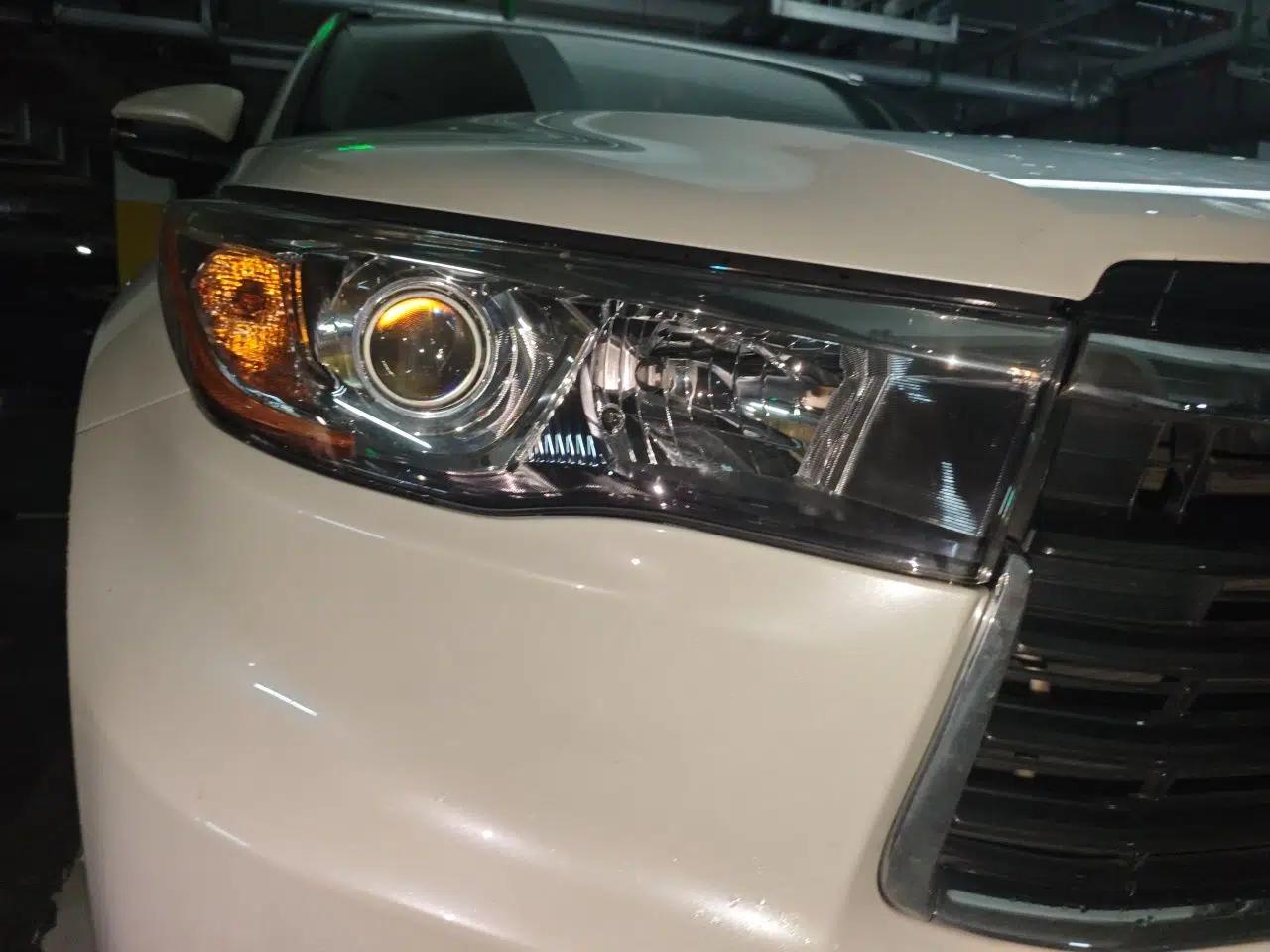 Toyota Highlander 2015 2.0T Two-Wheel Drive Luxury Edition 7 Seats — миниатюра 7