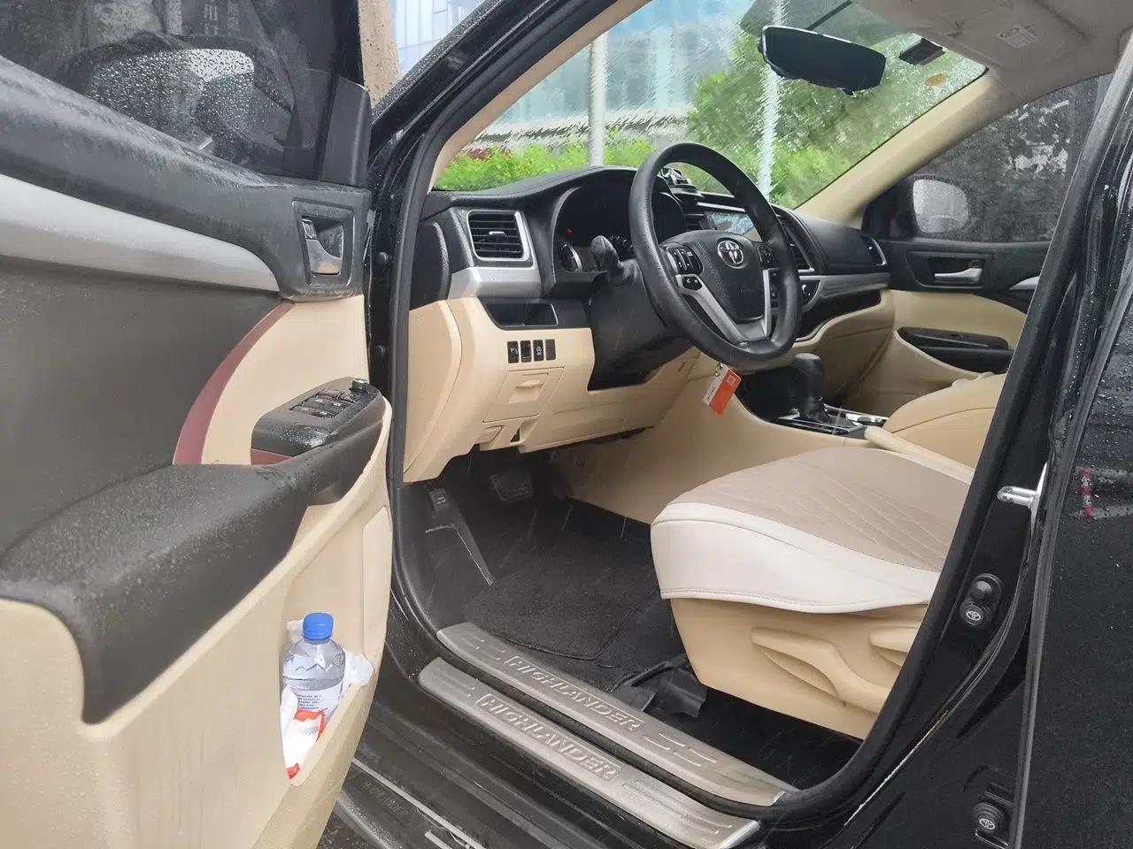 Toyota Highlander 2015 2.0T Four-Wheel Drive Elite Edition 7-Seater — миниатюра 16
