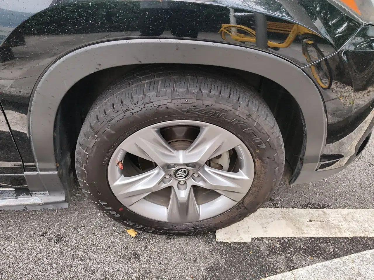 Toyota Highlander 2015 2.0T Four-Wheel Drive Elite Edition 7-Seater — миниатюра 8