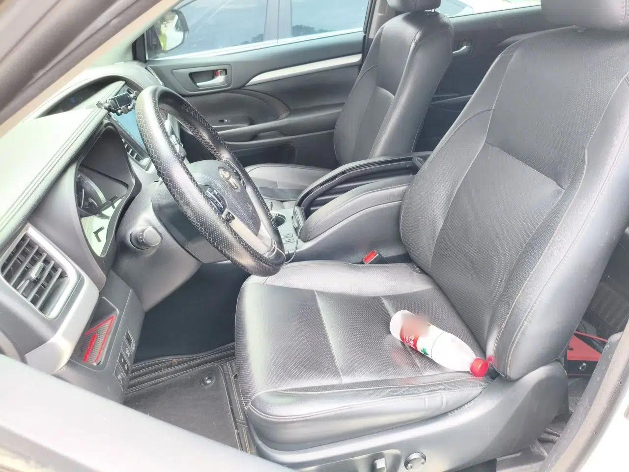 Toyota Highlander 2017 2.0T Four-Wheel Drive Luxury Edition 7 Seats — миниатюра 15