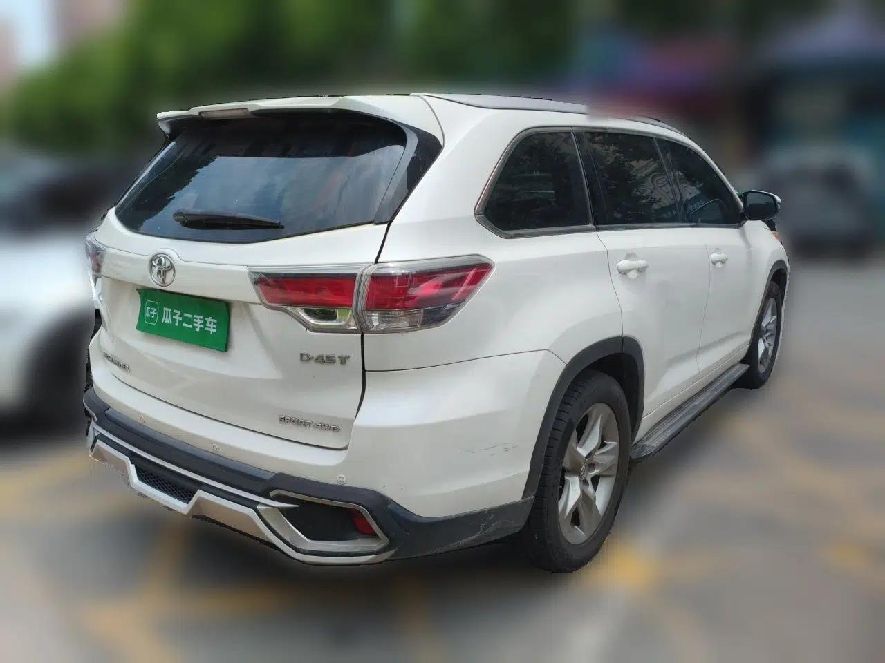 Toyota Highlander 2017 2.0T Four-Wheel Drive Luxury Edition 7 Seats — миниатюра 6