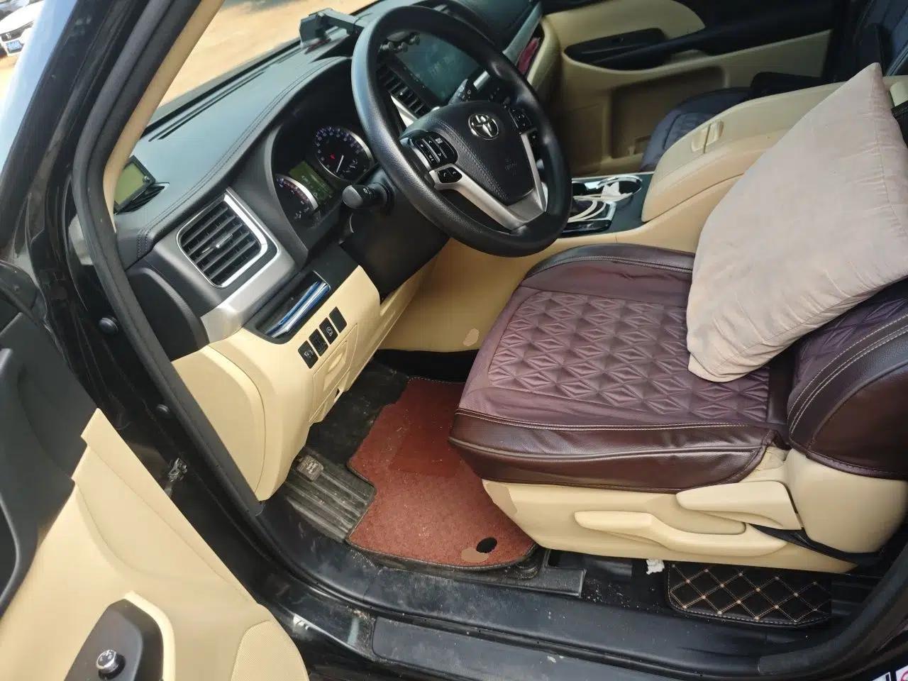 Toyota Highlander 2018 2.0T Four-Wheel Drive Elite Edition 7 Seats China V Standard — миниатюра 15