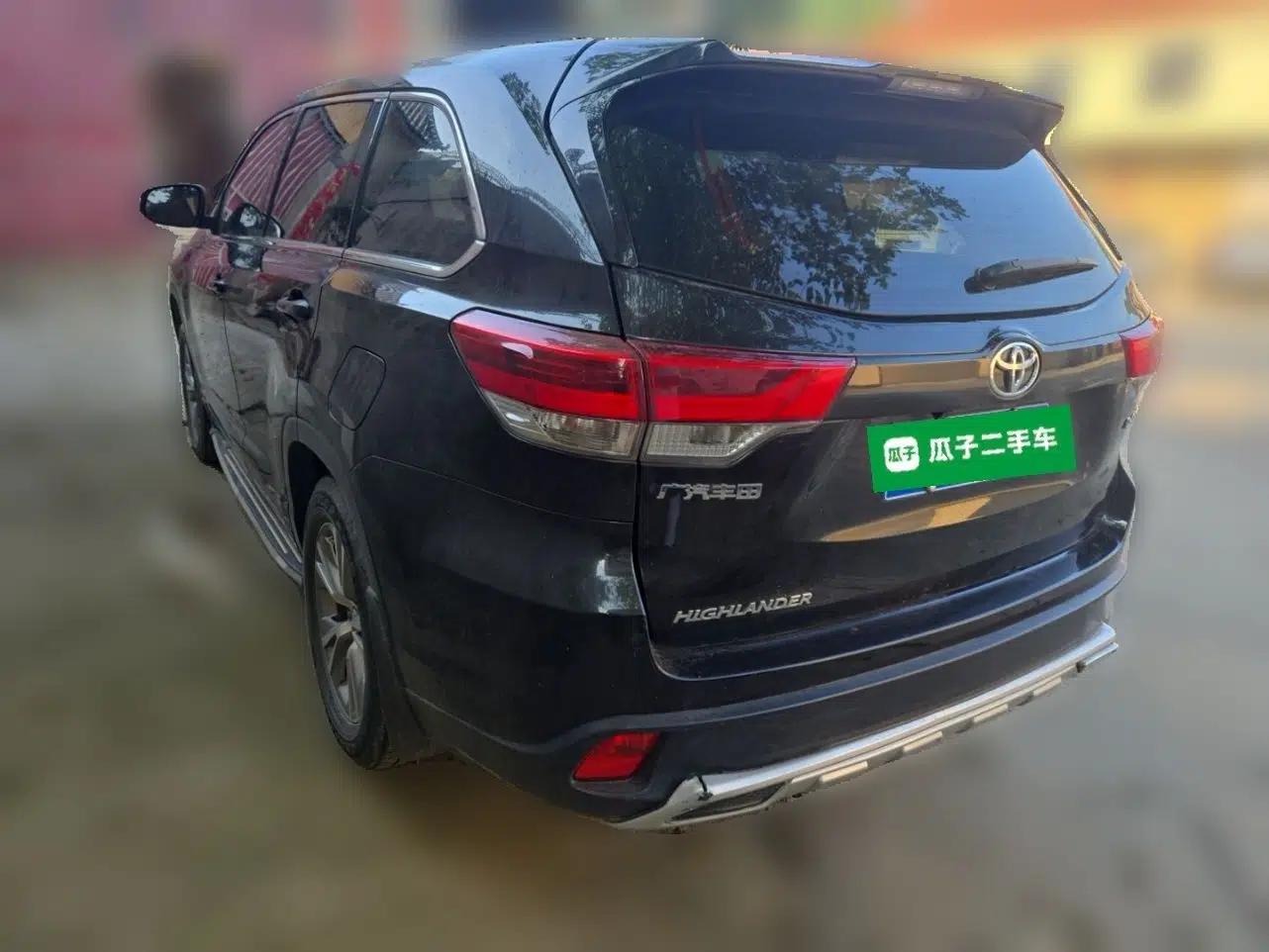 Toyota Highlander 2021 2.0T Two-Wheel Drive Elite Version 7-Seater — миниатюра 4