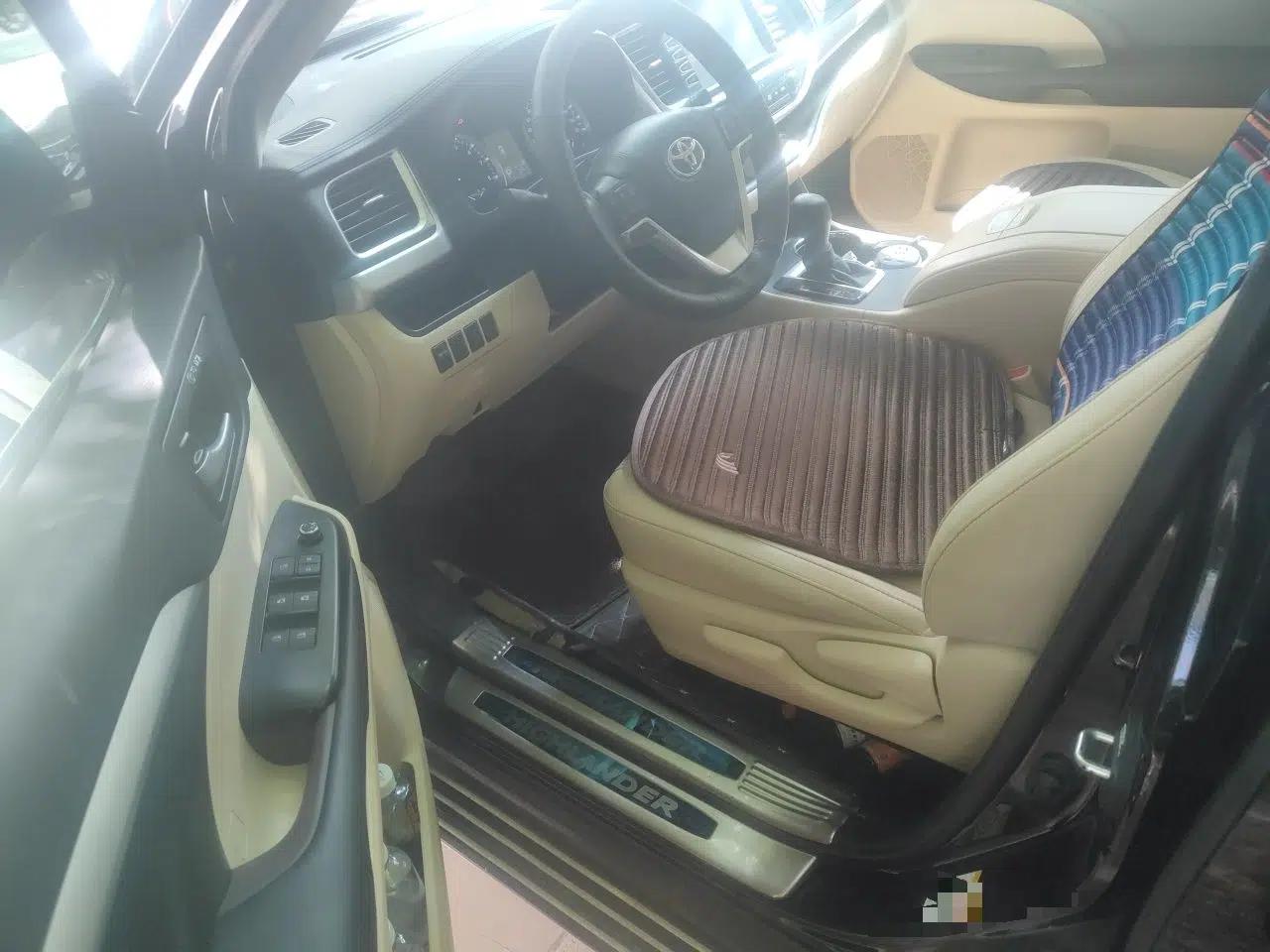 Toyota Highlander 2018 2.0T Four-Wheel Drive Elite Edition 7 Seats China V Standard — миниатюра 13