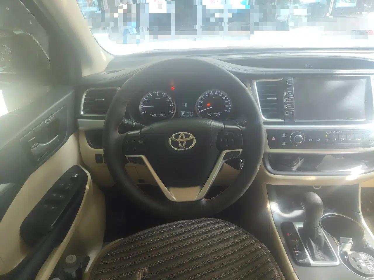 Toyota Highlander 2018 2.0T Four-Wheel Drive Elite Edition 7 Seats China V Standard — миниатюра 7
