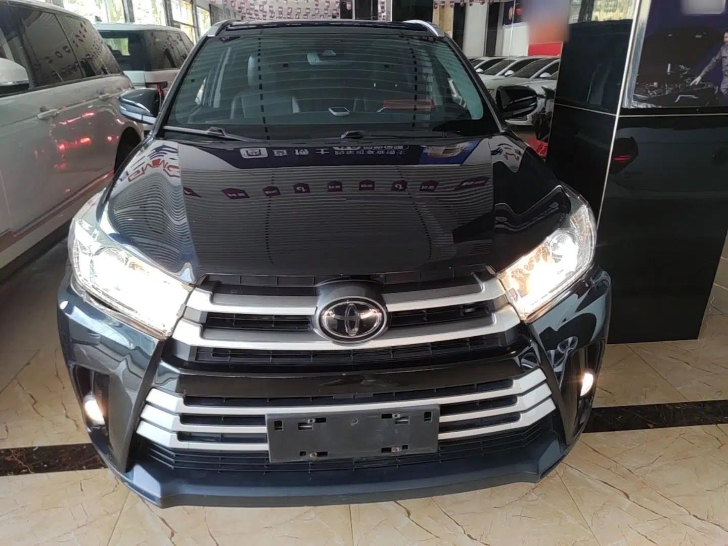 Toyota Highlander 2021 2.0T Four-Wheel Drive Luxury Edition 7 Seats — миниатюра 2