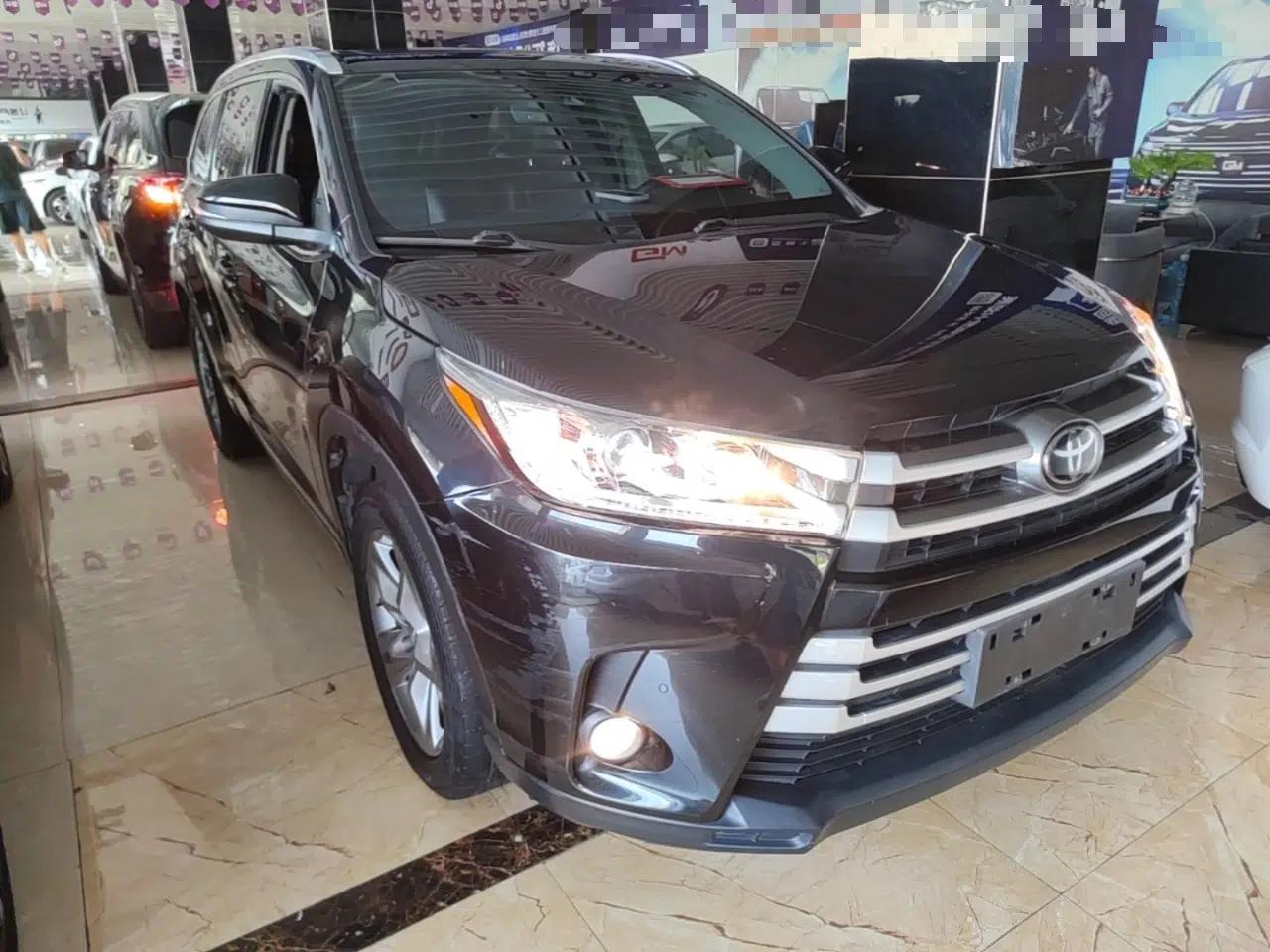 Toyota Highlander 2021 2.0T Four-Wheel Drive Luxury Edition 7 Seats — миниатюра 3