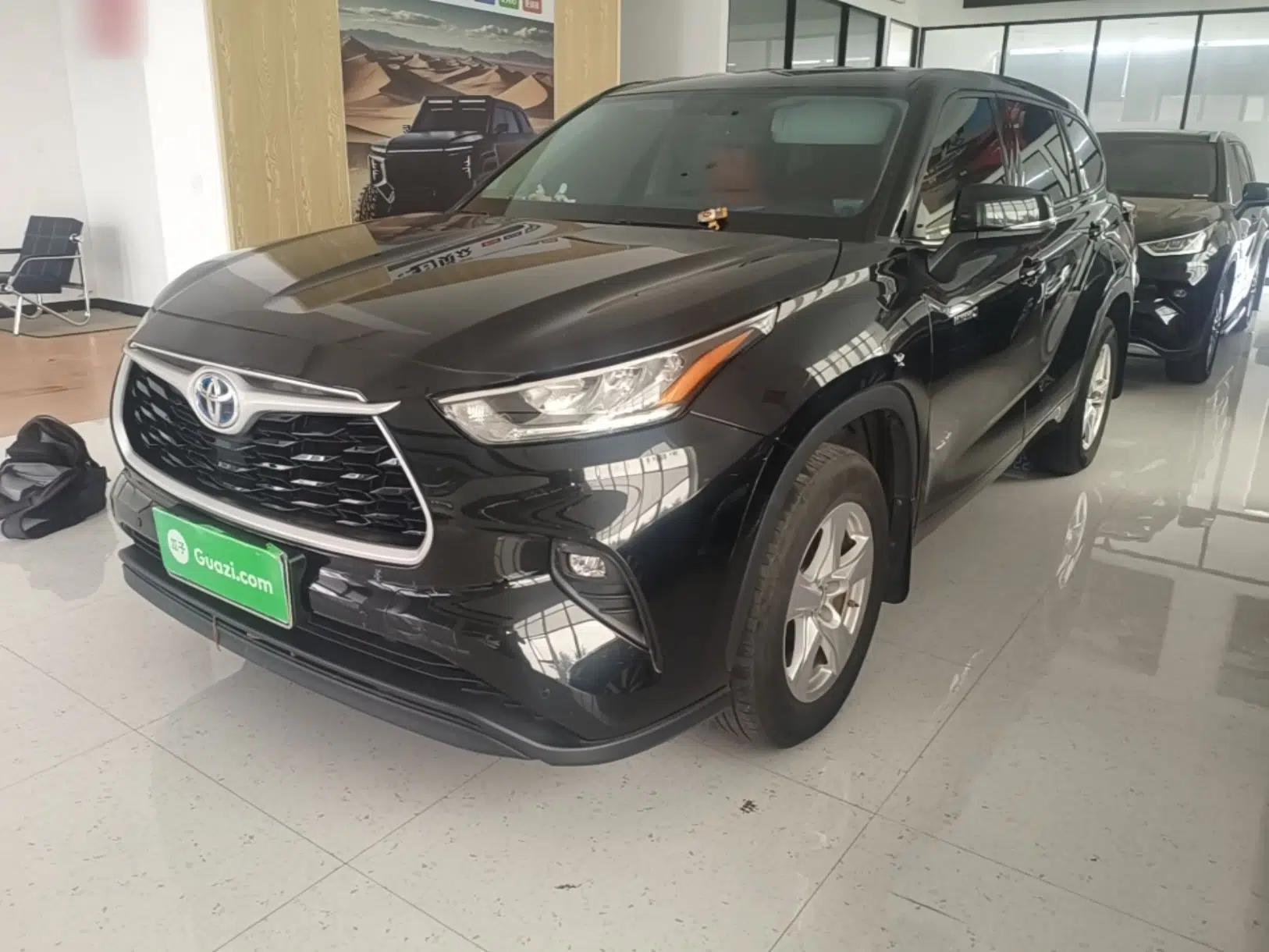 Toyota Highlander 2023 2.5L Smart Electric Hybrid Dual-Engine Two-Wheel Drive Elite Version 5 Seats — миниатюра 1
