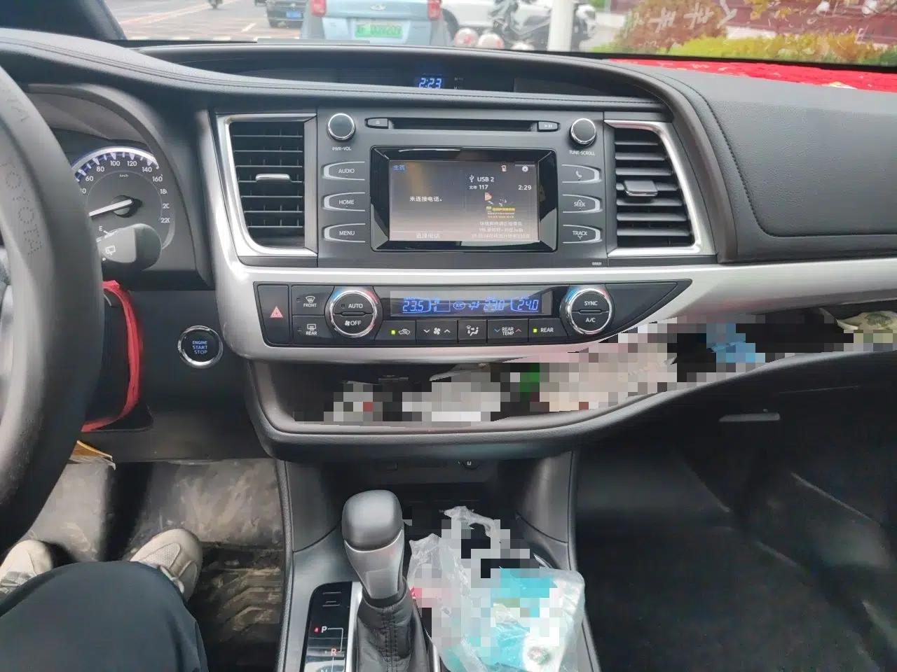 Toyota Highlander 2018 2.0T Four-Wheel Drive Luxury Version 7 Seats China VI Standard — миниатюра 13