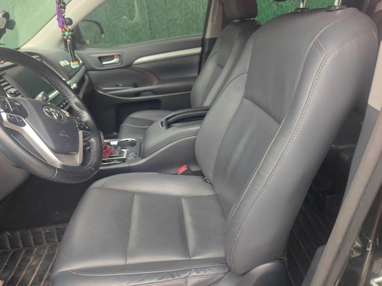 Toyota Highlander 2018 2.0T Four-Wheel Drive Prestige Version 7 Seats China V Emission Standard — миниатюра 15