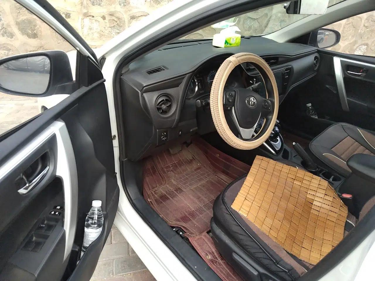 Toyota Levin 2017 Revised Dual-Engine 1.8H GS E-CVT Elite Sunroof Version China V Standard — миниатюра 16