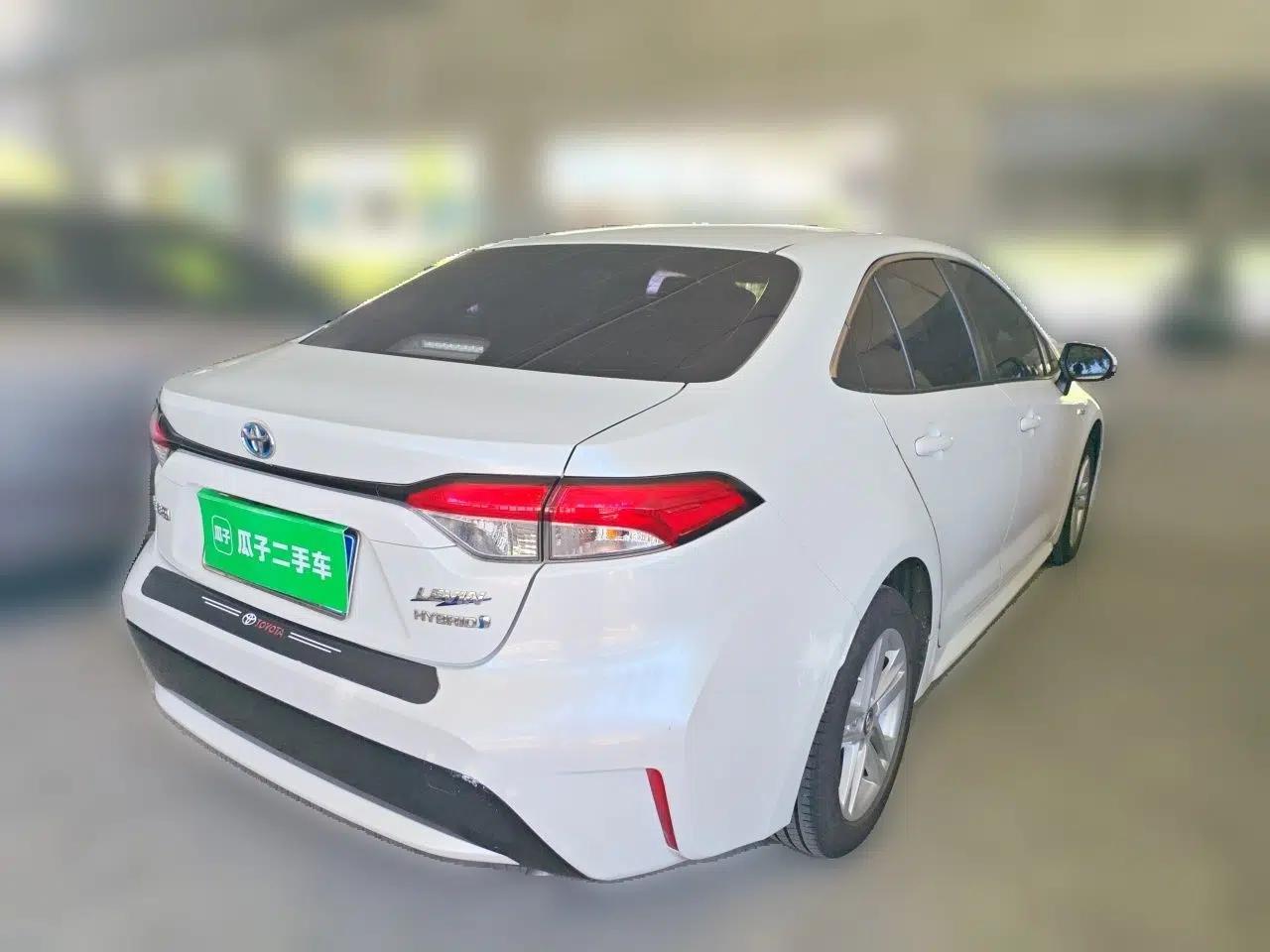 Toyota Levin 2021 Dual-Engine 1.8H E-CVT Luxury Edition — миниатюра 6
