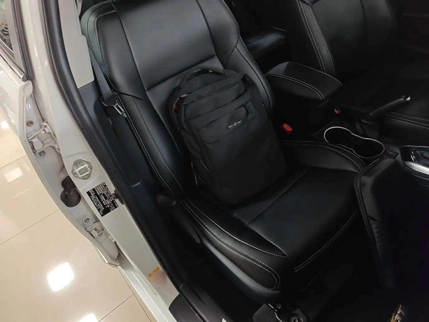 Toyota Levin 2017 Revised Version 185T CVT Elite Edition China VI Standard — миниатюра 19