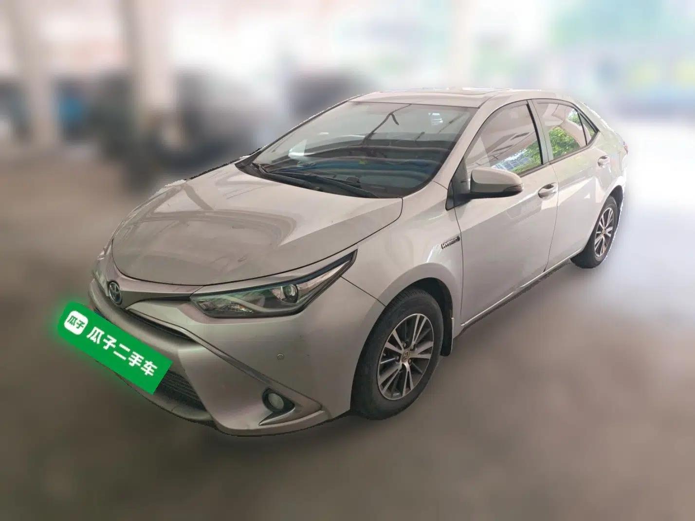 Toyota Levin 2016 Dual-Engine 1.8H GS E-CVT Elite Model with Sunroof — миниатюра 1
