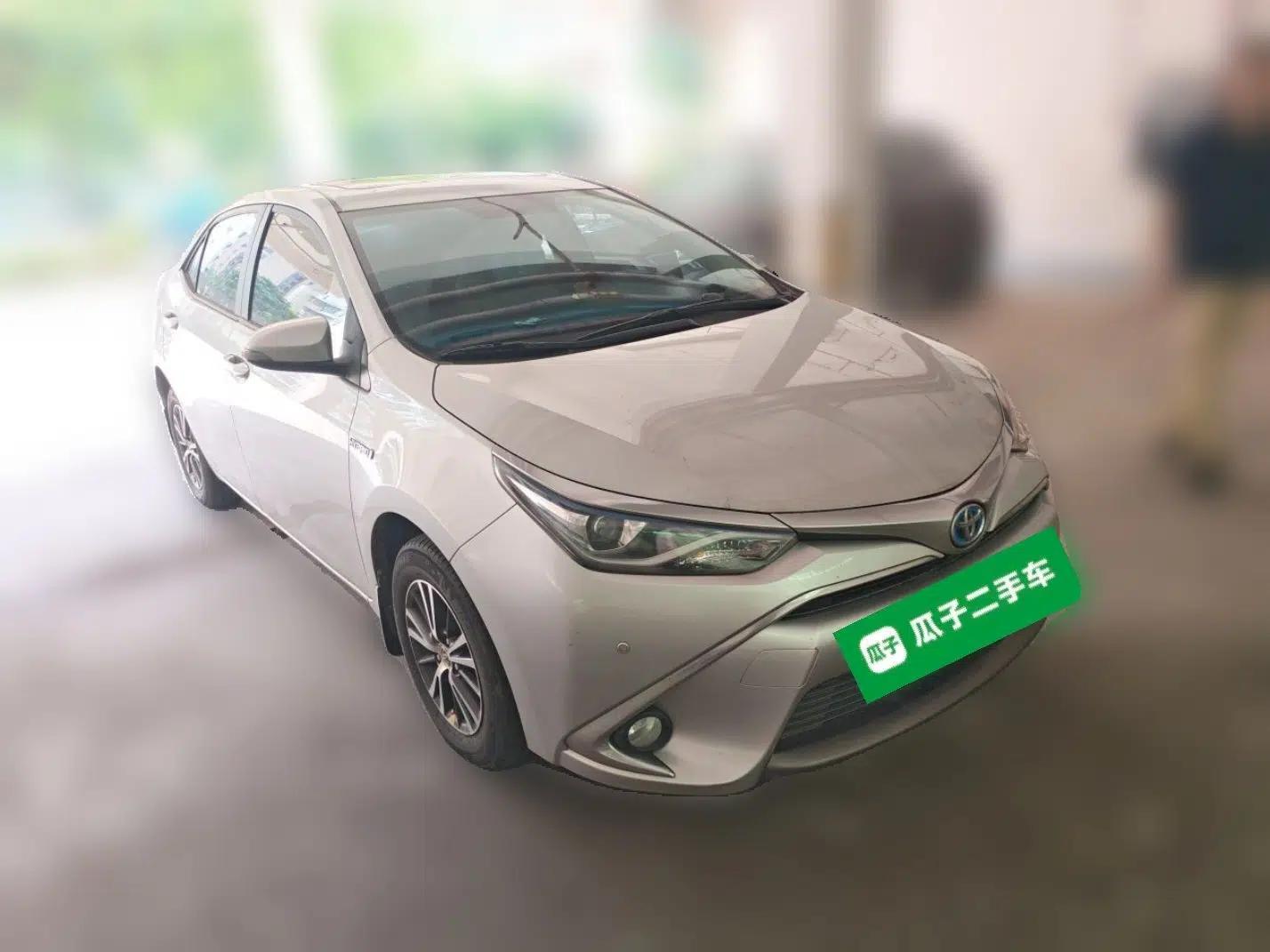 Toyota Levin 2016 Dual-Engine 1.8H GS E-CVT Elite Model with Sunroof — миниатюра 3