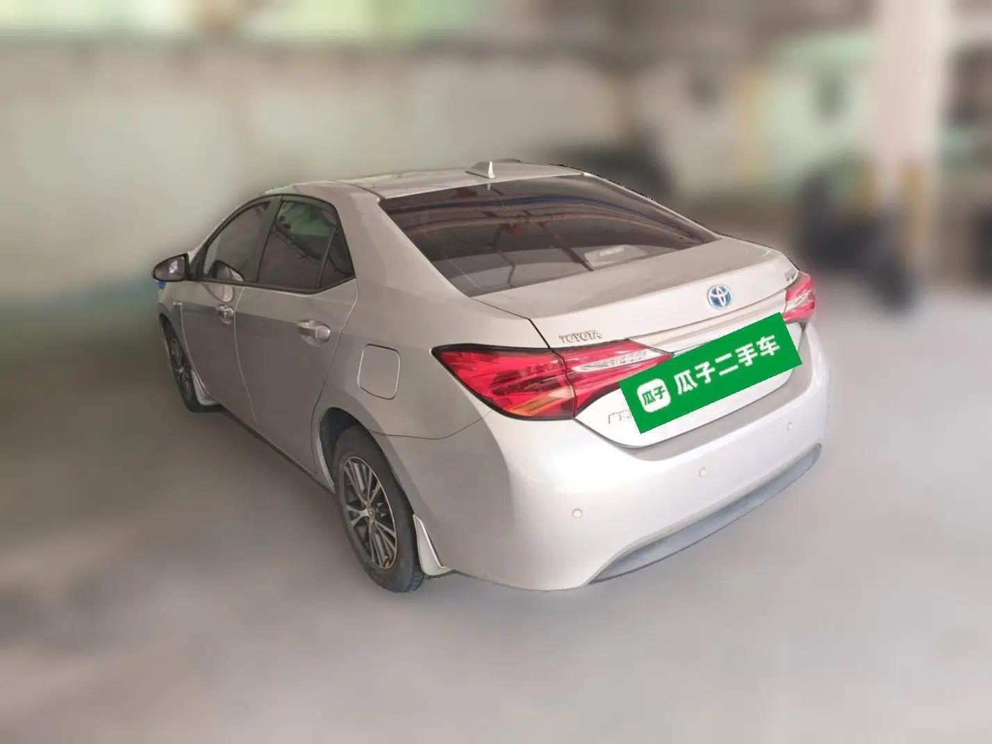 Toyota Levin 2016 Dual-Engine 1.8H GS E-CVT Elite Model with Sunroof — миниатюра 4