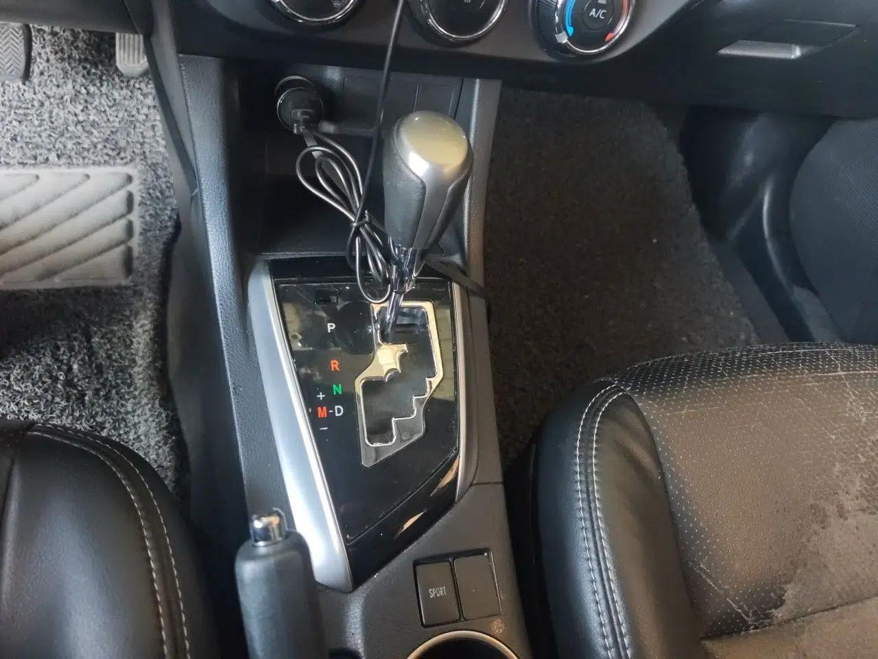 Toyota Levin 2016 1.6G CVT Elite Edition — миниатюра 14