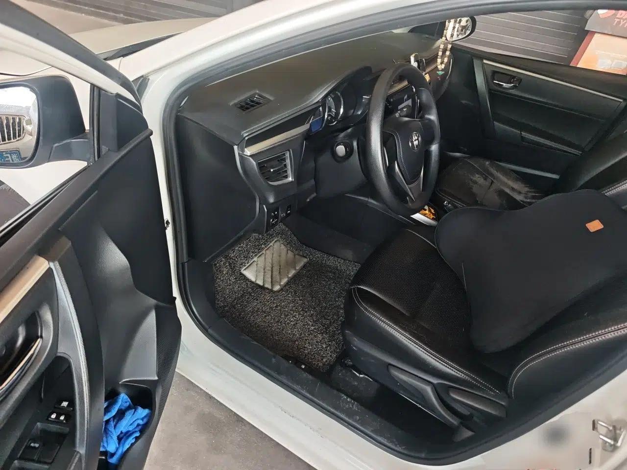 Toyota Levin 2016 1.6G CVT Elite Edition — миниатюра 16