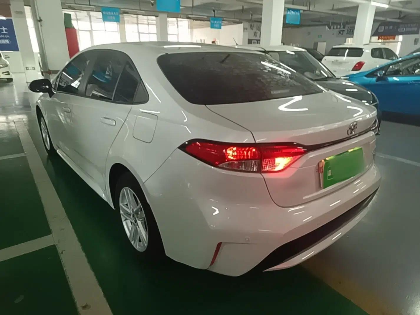 Toyota Levin 2021 185T CVT Luxury Edition — миниатюра 4
