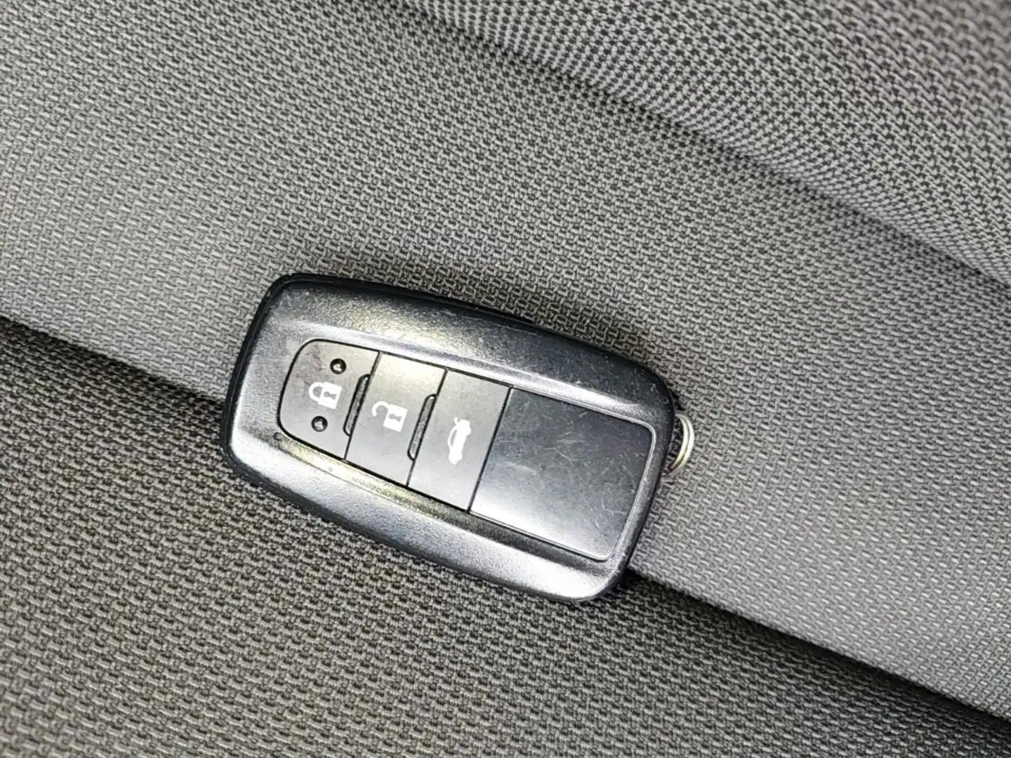 Toyota Levin 2019 185T CVT Luxury Edition China VI Standard — миниатюра 28