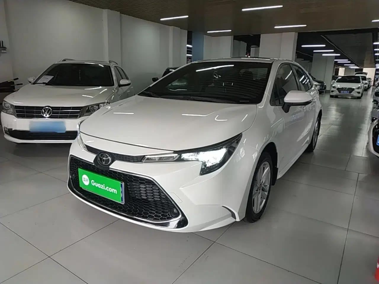 Toyota Levin 2021 185T CVT Luxury Edition — миниатюра 1