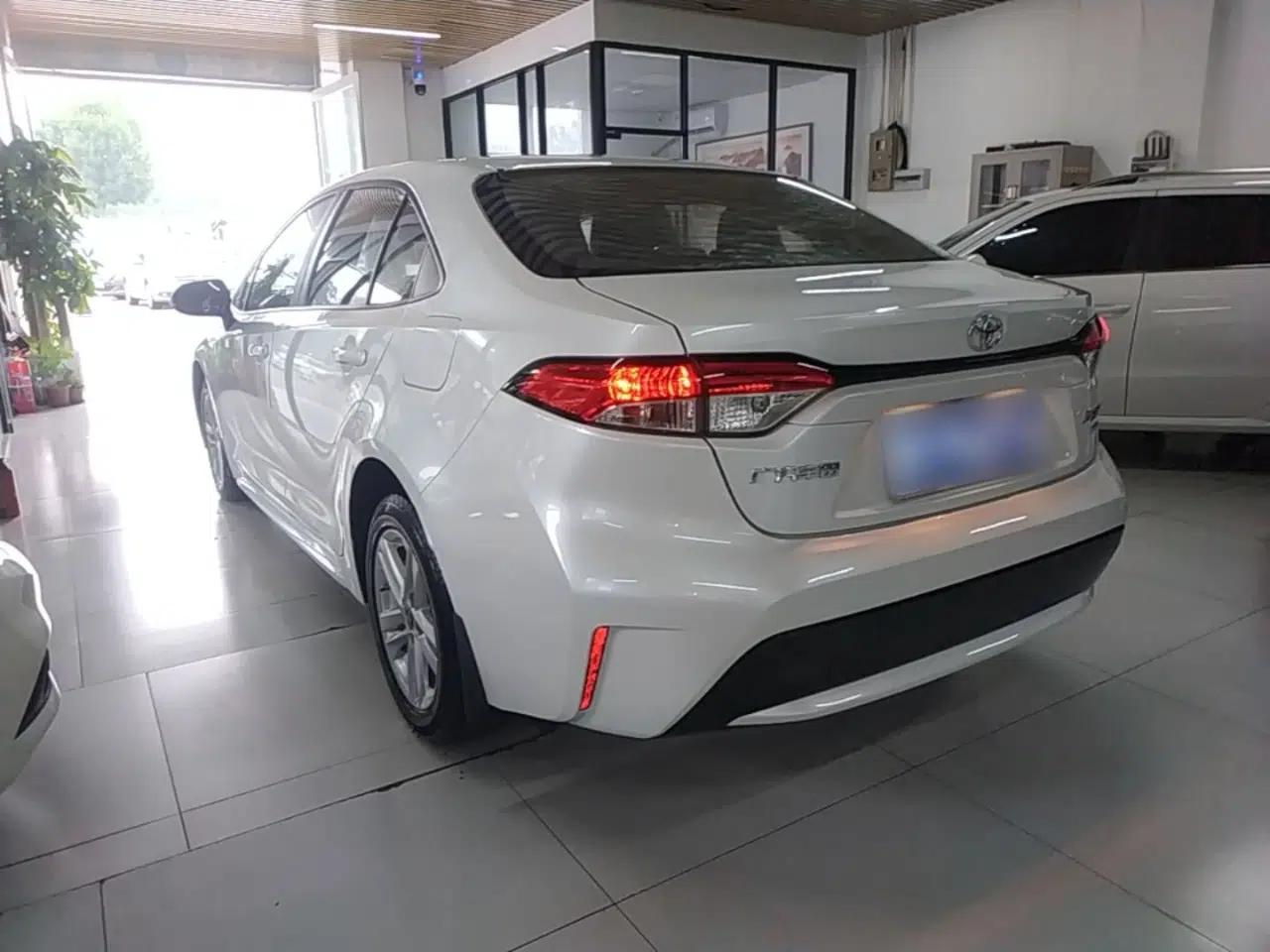 Toyota Levin 2021 185T CVT Luxury Edition — миниатюра 4