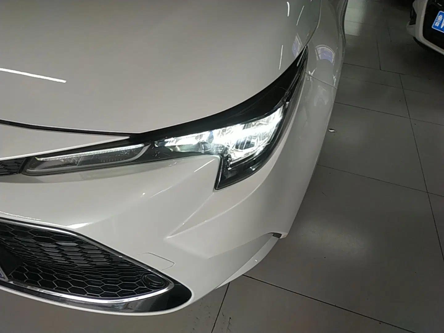Toyota Levin 2021 185T CVT Luxury Edition — миниатюра 8