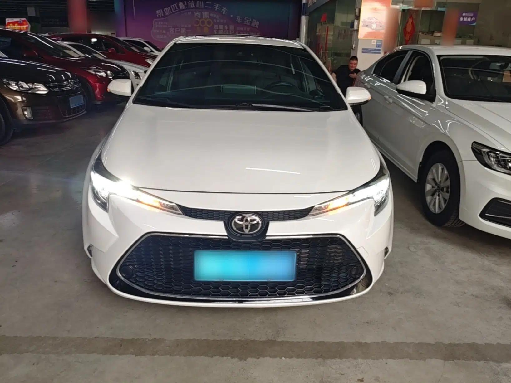 Toyota Levin 2021 185T CVT Luxury Edition — миниатюра 2