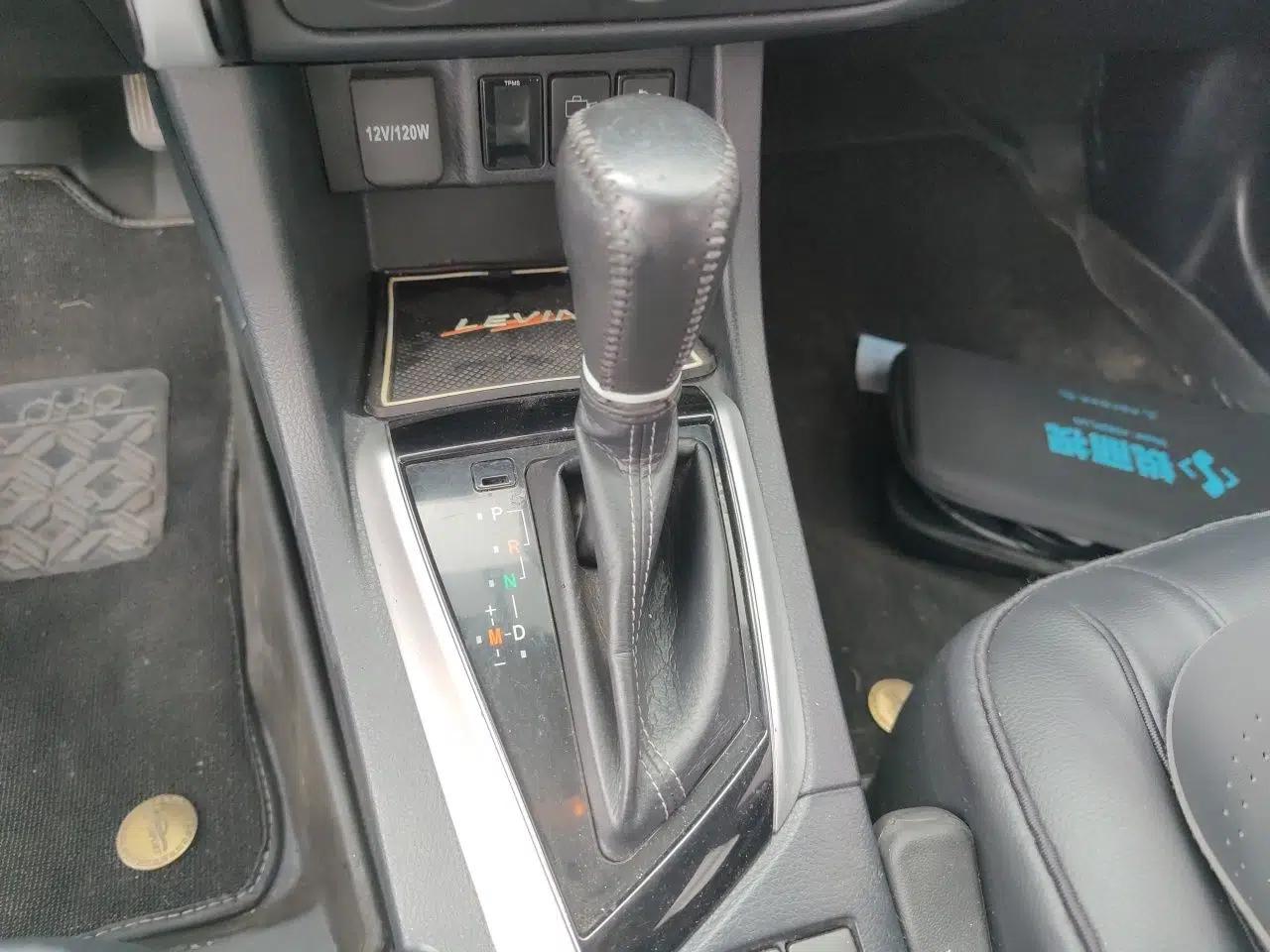 Toyota Levin 2018 185T CVT Luxury Edition — миниатюра 14