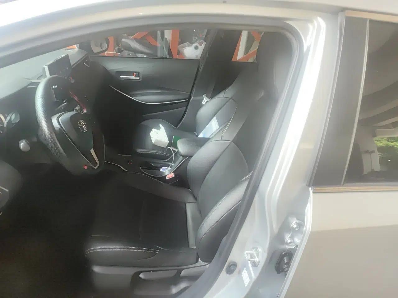 Toyota Levin 2019 Dual-Engine 1.8H E-CVT Sport Edition China VI Standard — миниатюра 15