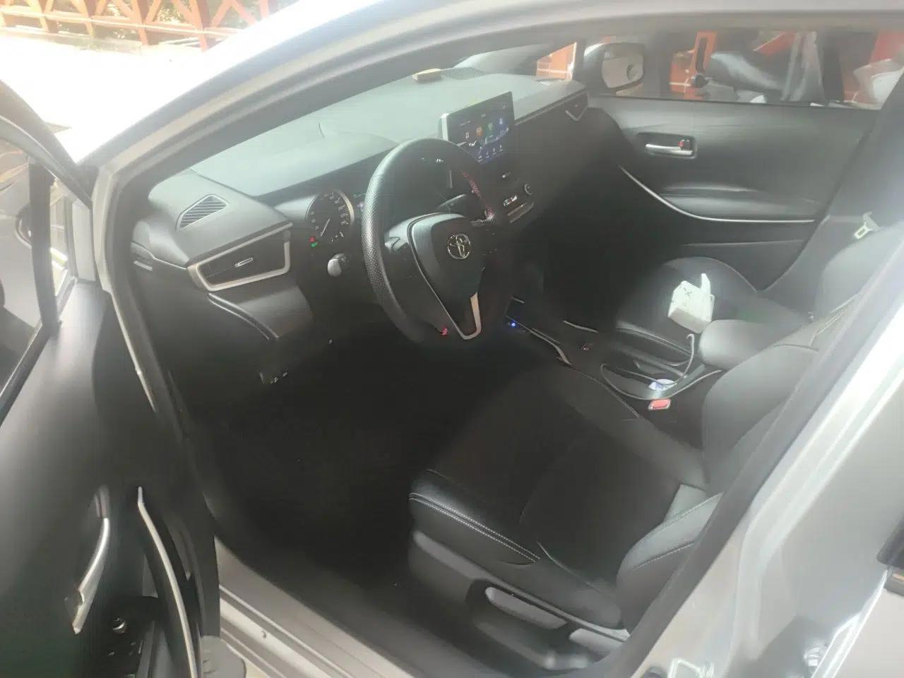 Toyota Levin 2019 Dual-Engine 1.8H E-CVT Sport Edition China VI Standard — миниатюра 16