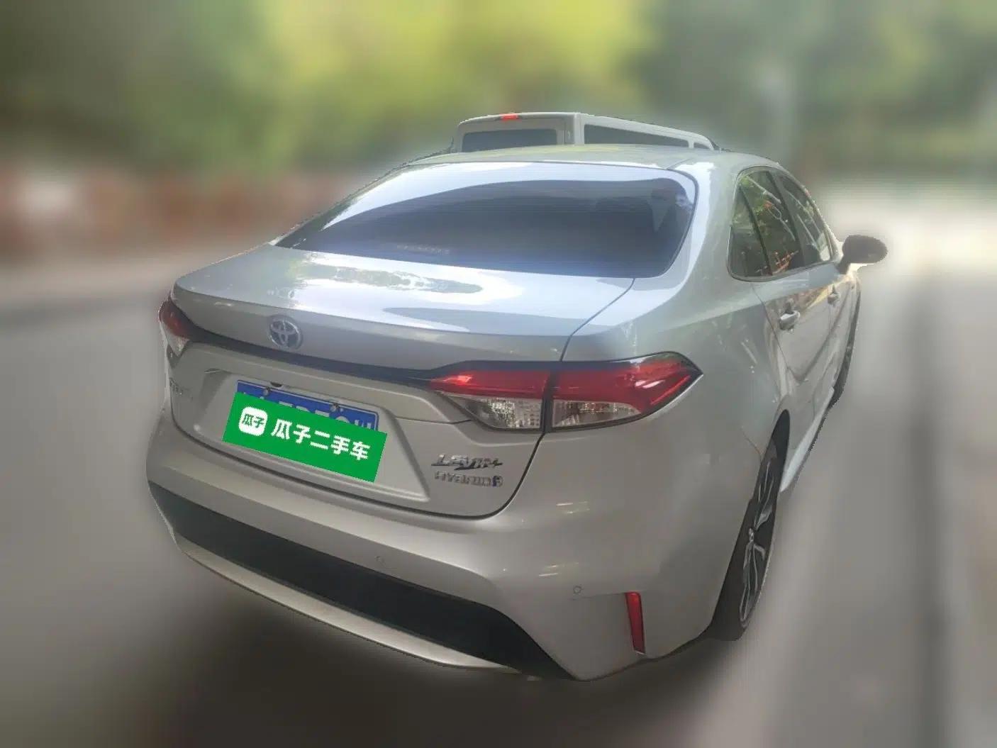 Toyota Levin 2019 Dual-Engine 1.8H E-CVT Sport Edition China VI Standard — миниатюра 6