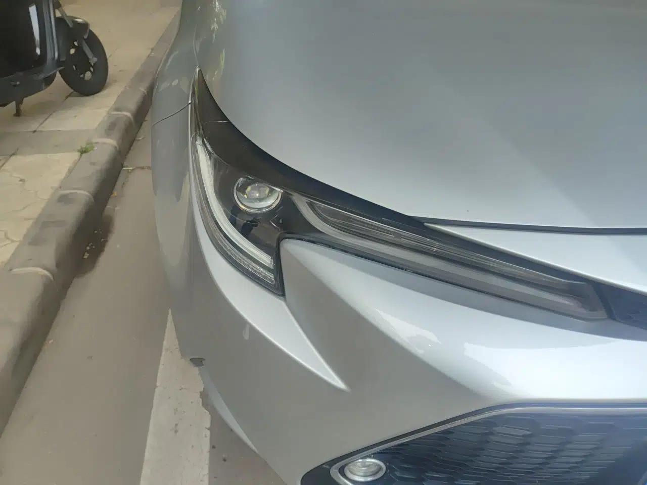 Toyota Levin 2019 Dual-Engine 1.8H E-CVT Sport Edition China VI Standard — миниатюра 7