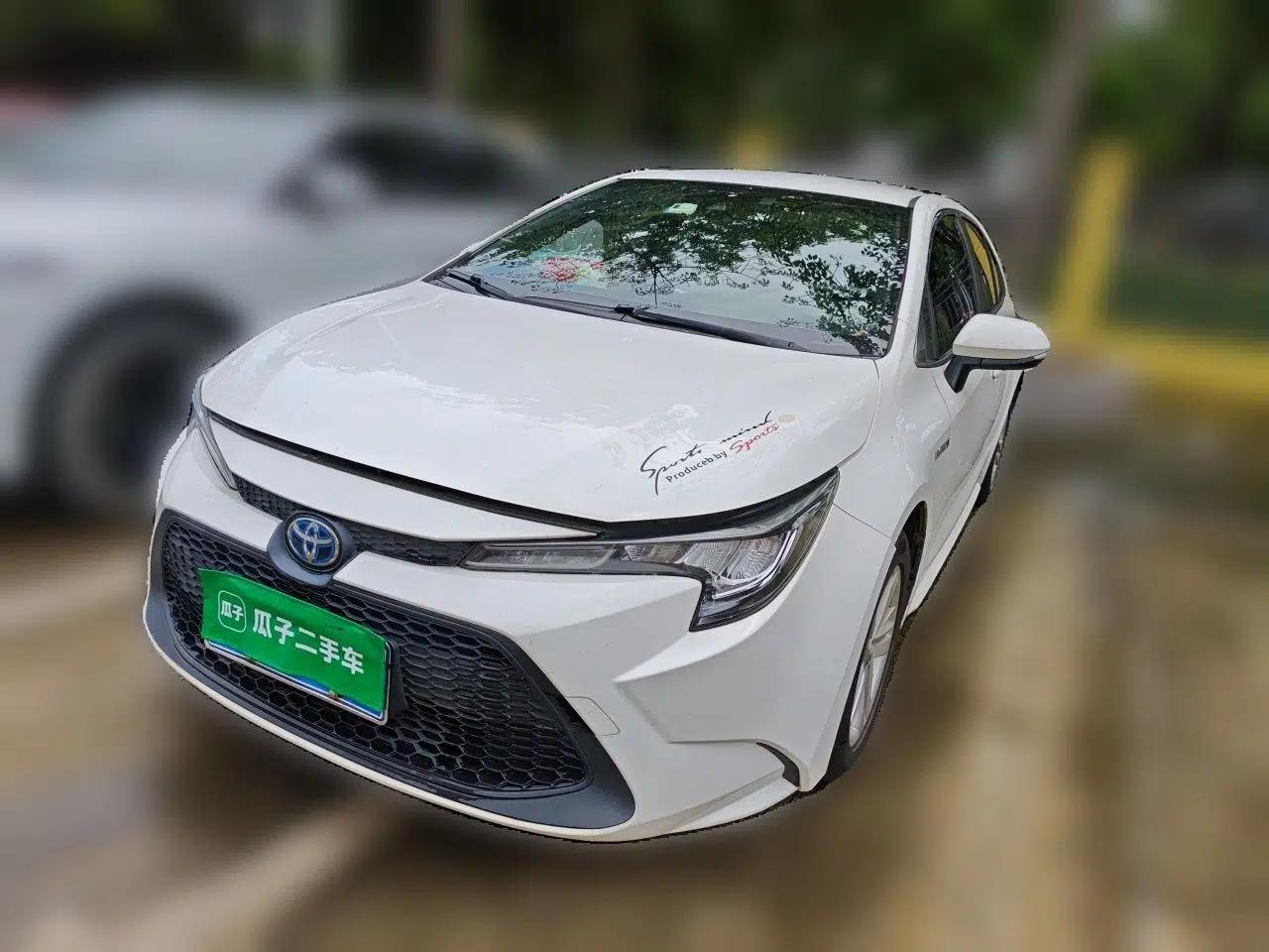 Toyota Levin 2022 Dual-Motor 1.8H E-CVT Leading Edition — миниатюра 1