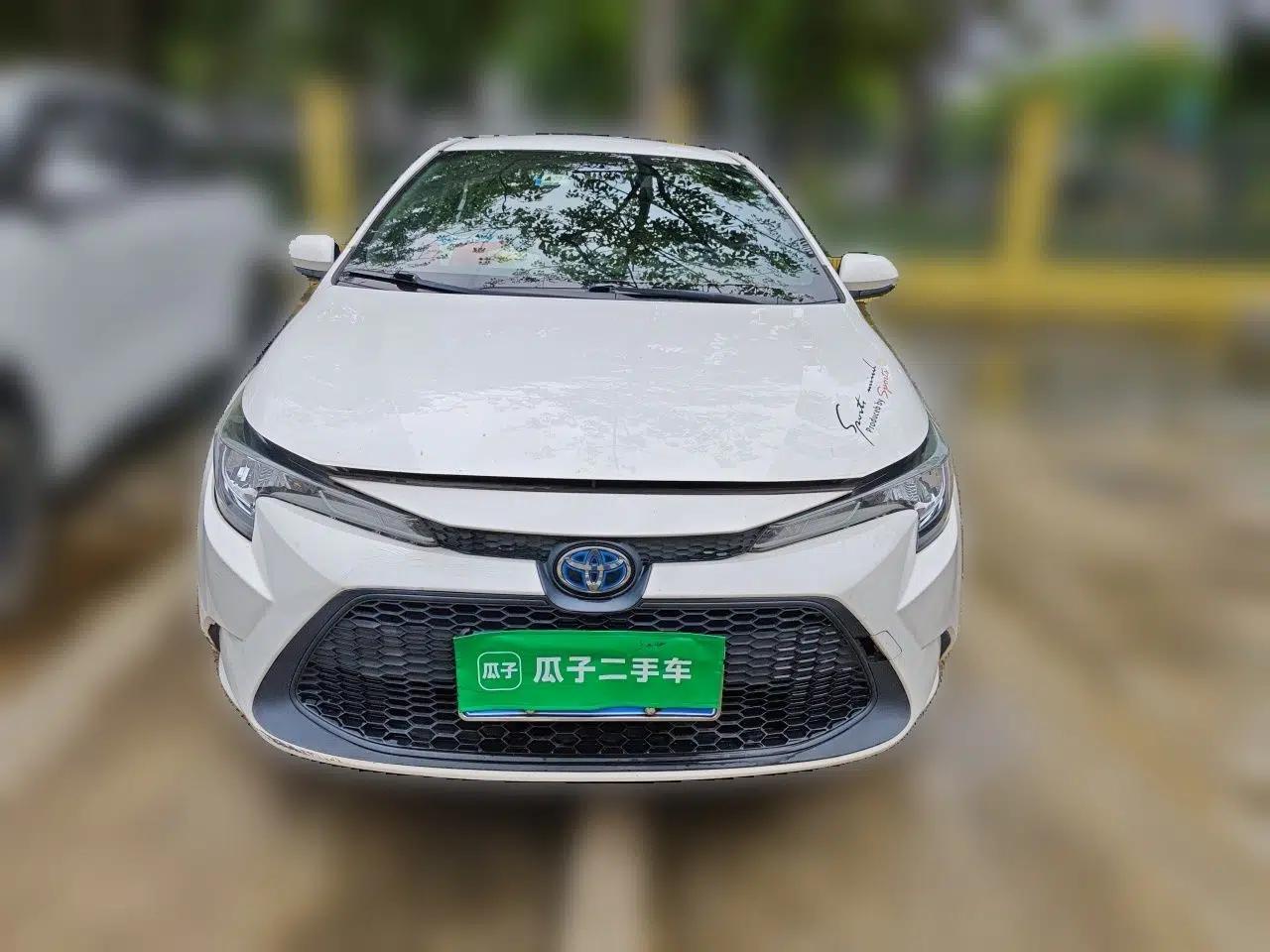 Toyota Levin 2022 Dual-Motor 1.8H E-CVT Leading Edition — миниатюра 2