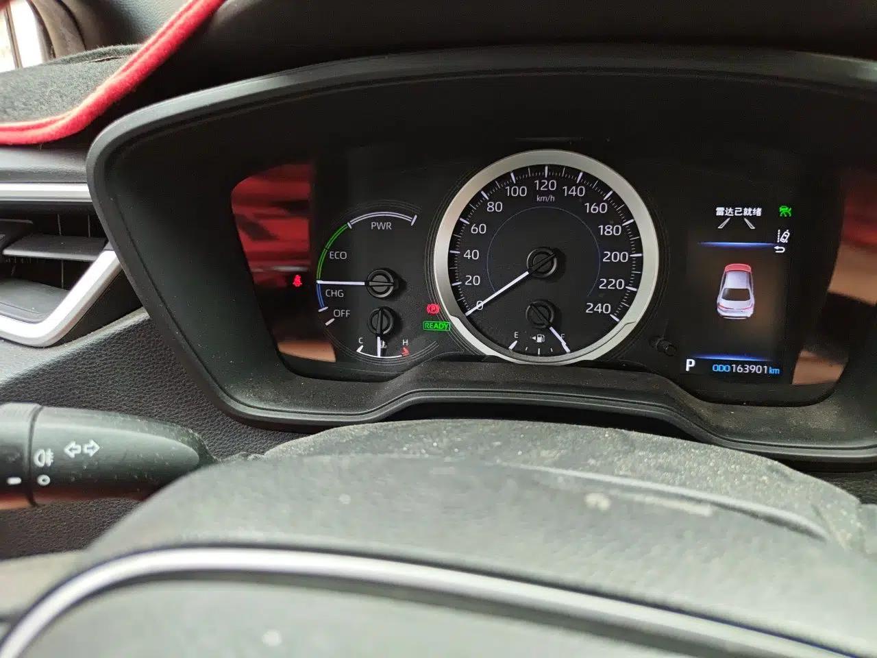 Toyota Levin 2022 Dual-Motor 1.8H E-CVT Leading Edition — миниатюра 11