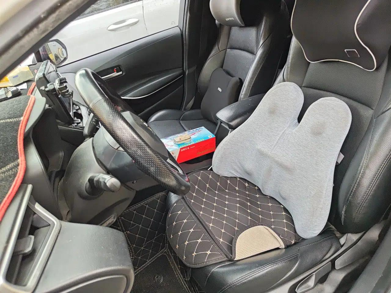 Toyota Levin 2022 Dual-Motor 1.8H E-CVT Leading Edition — миниатюра 15
