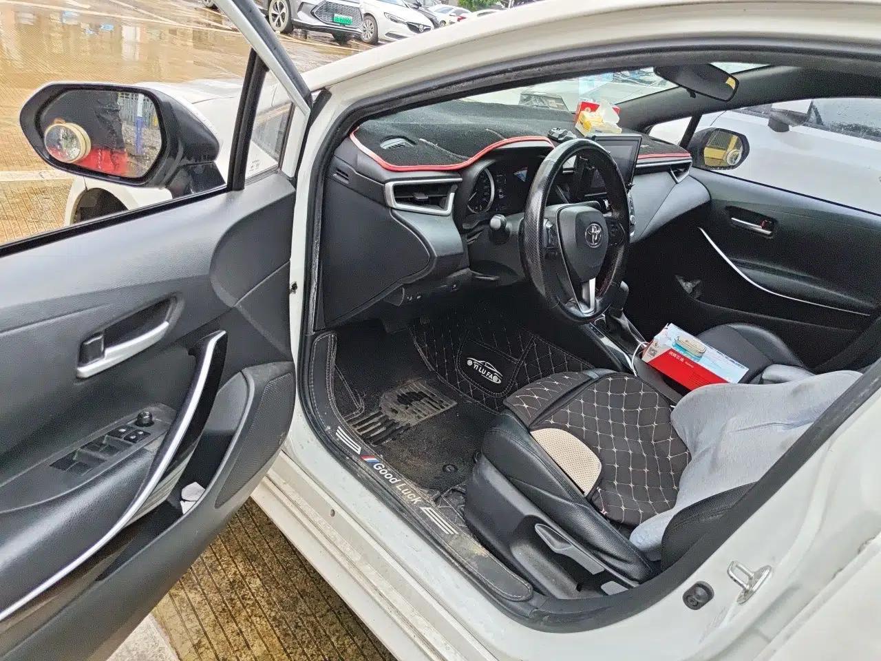 Toyota Levin 2022 Dual-Motor 1.8H E-CVT Leading Edition — миниатюра 16