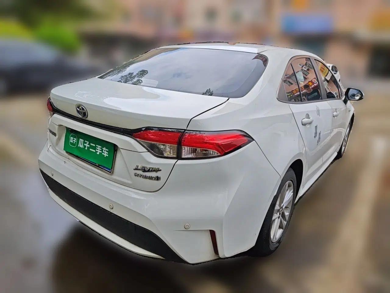 Toyota Levin 2022 Dual-Motor 1.8H E-CVT Leading Edition — миниатюра 6