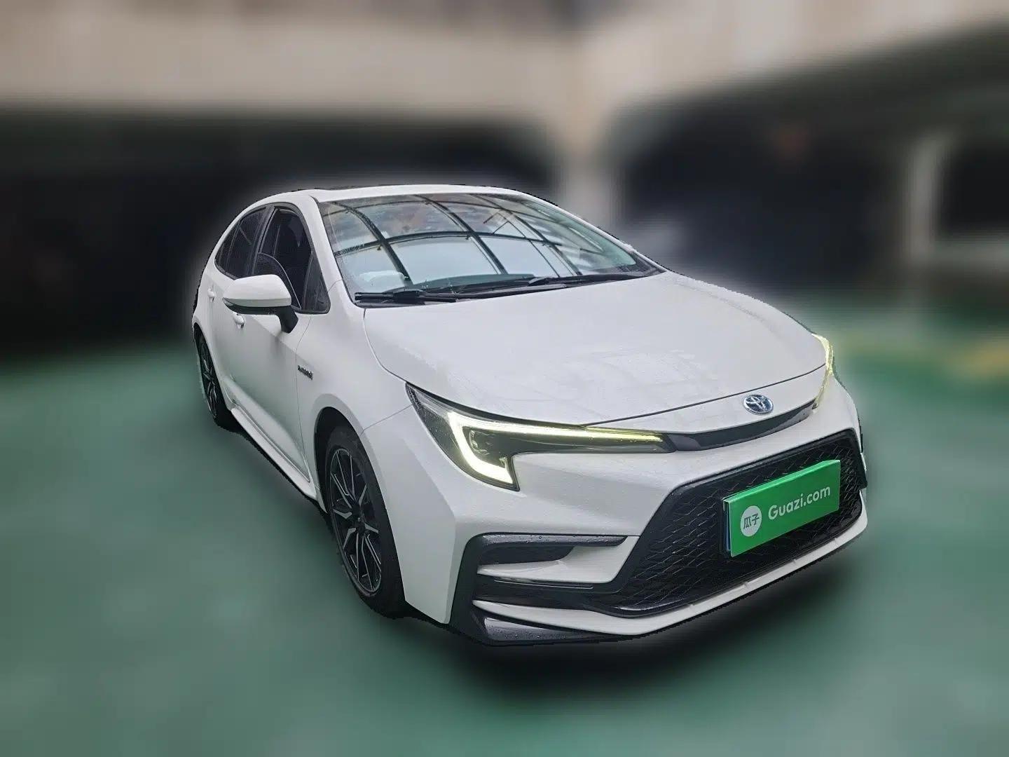 Toyota Levin 2023 Smart Electric Hybrid Dual-Engine 1.8L Sport Edition — миниатюра 3