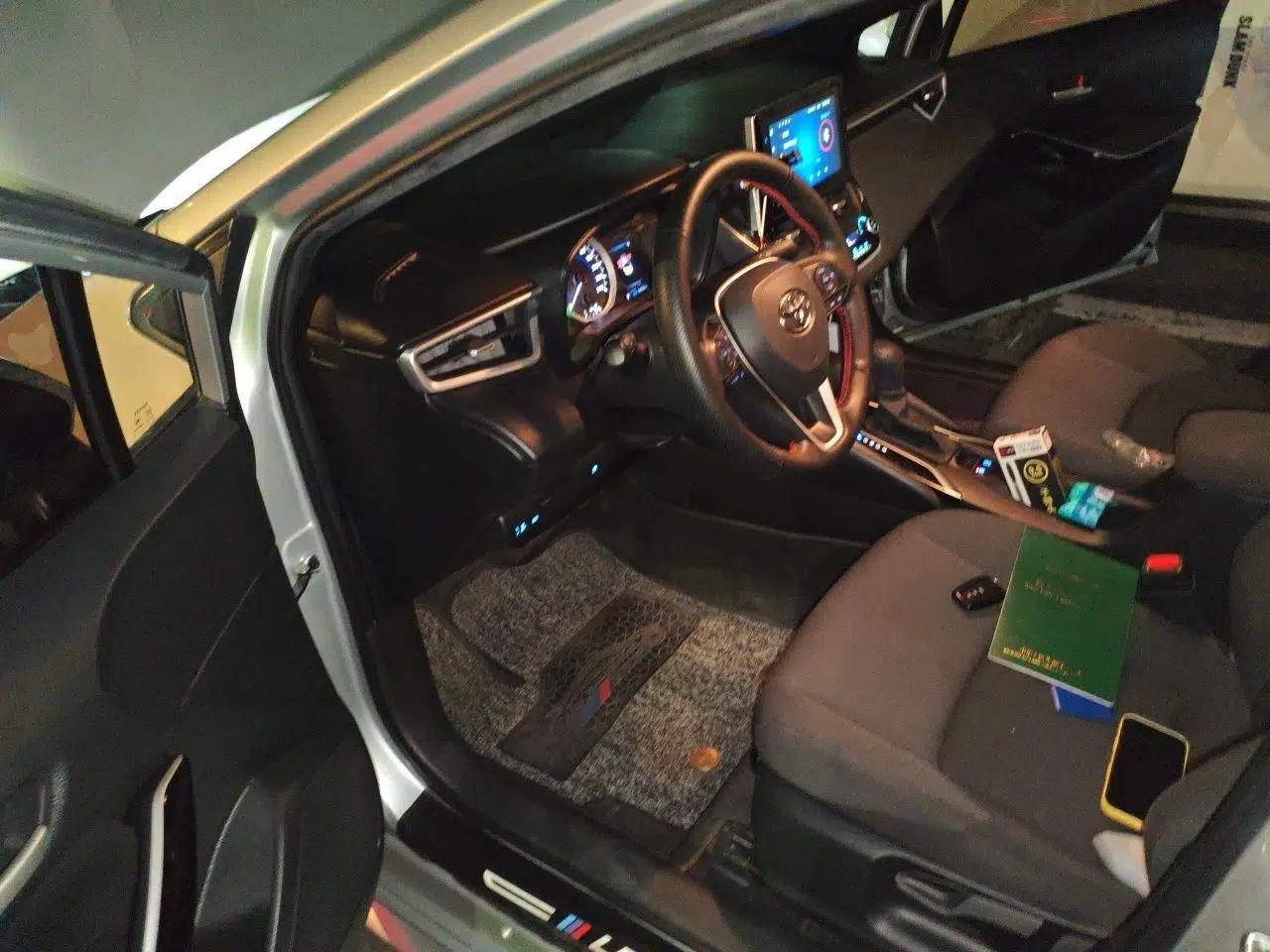 Toyota Levin 2021 Dual-Engine 1.8H E-CVT Luxury Edition — миниатюра 16