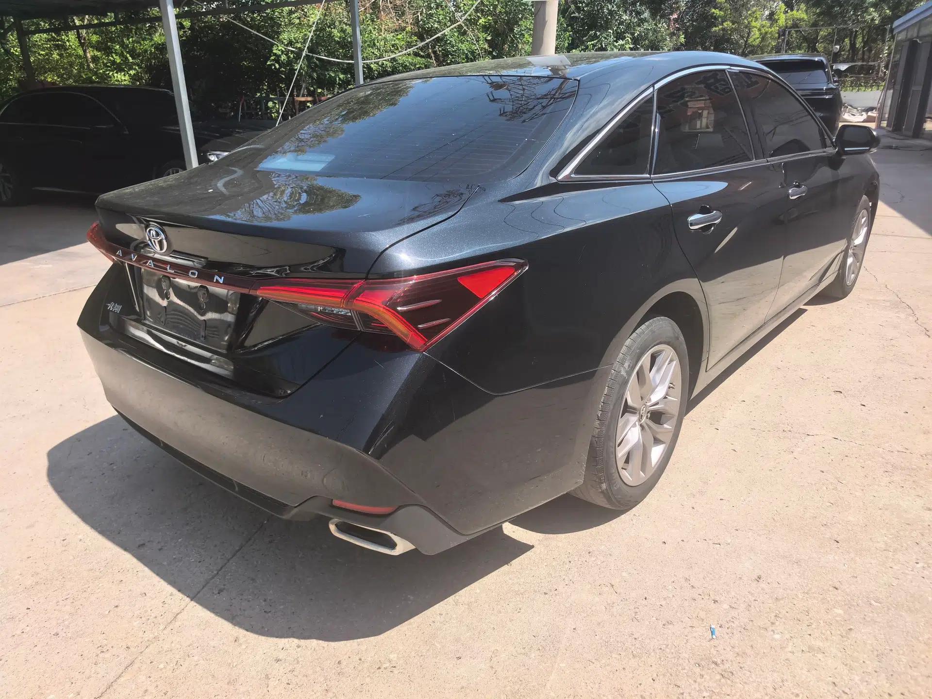 Toyota Avalon 2019 2.0L Luxury Edition China VI Standard — миниатюра 2
