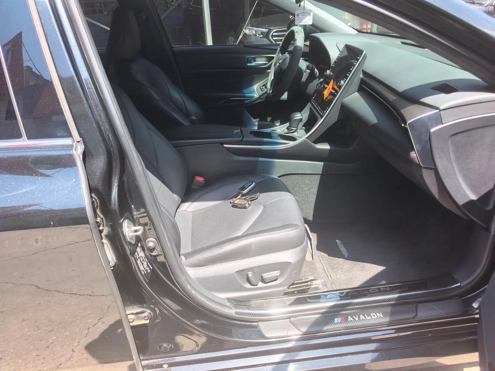 Toyota Avalon 2019 2.0L Luxury Edition China VI Standard — миниатюра 14