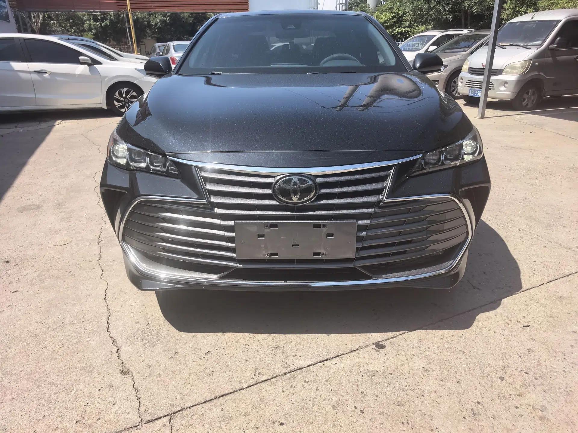 Toyota Avalon 2019 2.0L Luxury Edition China VI Standard — миниатюра 3