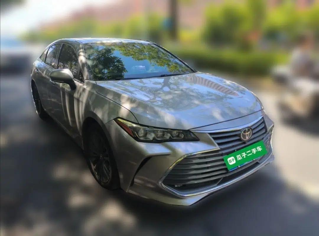 Toyota Avalon 2019 2.0L XLE Premium Edition China VI — миниатюра 5