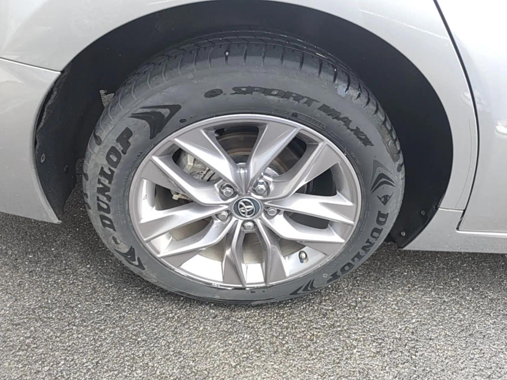 Toyota Avalon 2019 Dual-Engine 2.5L Luxury Edition China VI Standard — миниатюра 11